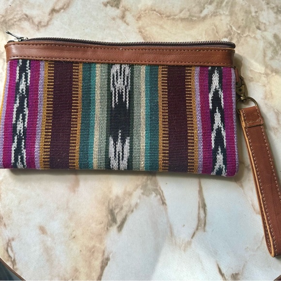 Nena & Co Clutch - Picture 2 of 3